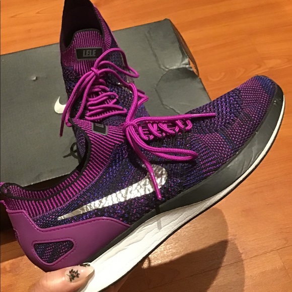 💗Nike Sneakers💗 - Picture 7 of 8